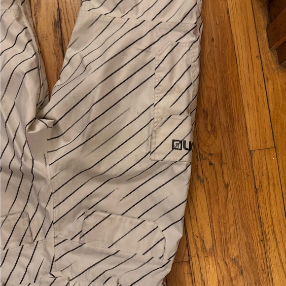 Burton white  Striped ski or snowboard Pants size S wine in great condition - Picture 8 of 9